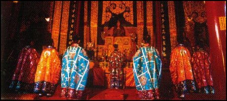 20080221-Taoism Baiyuan Temple in Beijing, birn incense China Hiking.jpg